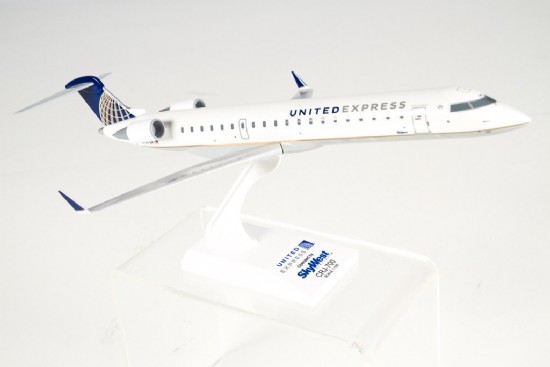 United Express CRJ700 Snap Together Model
